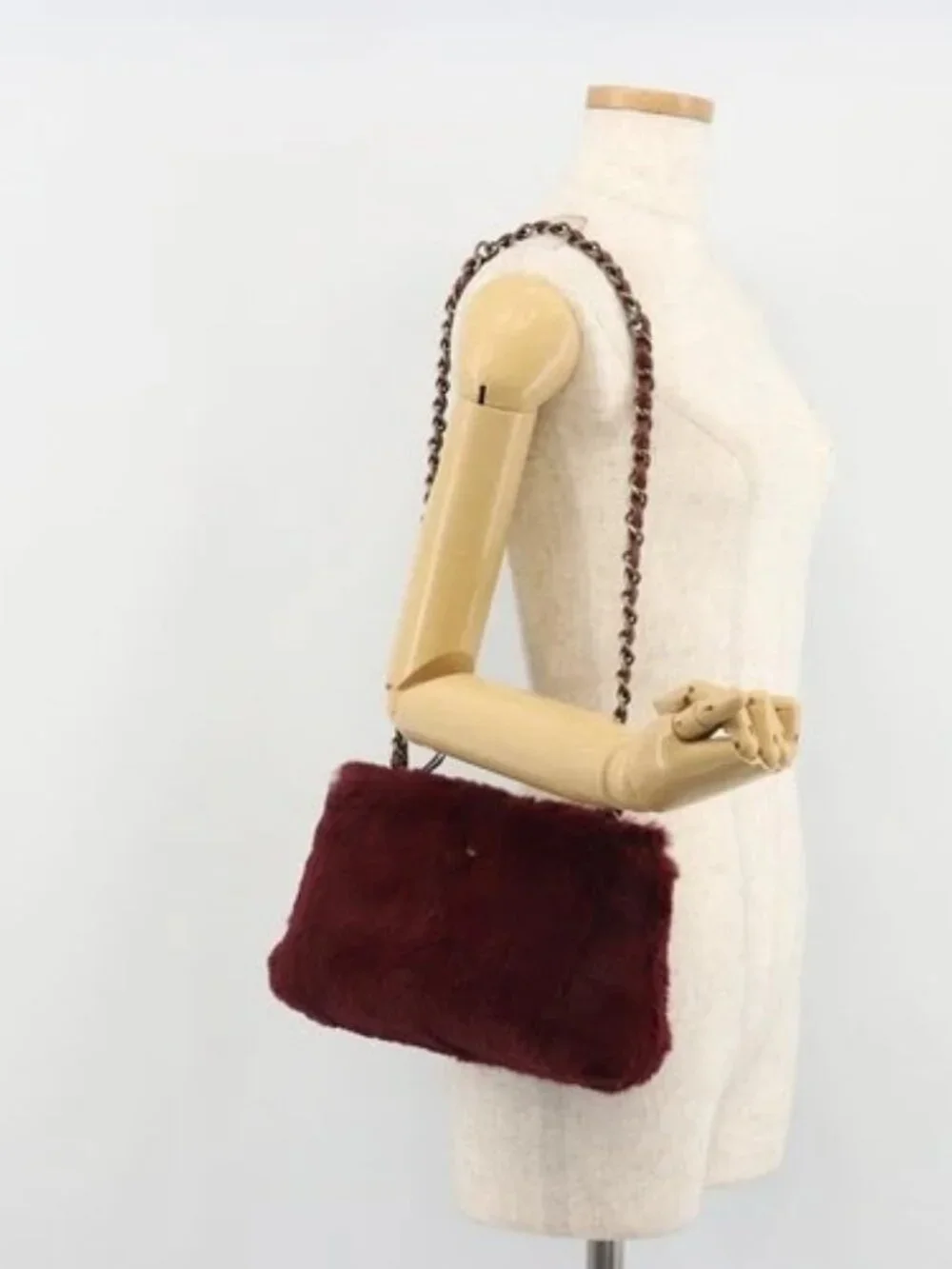 CHANEL Chain Shoulder Bag Fur Red CC Auth BA13649V